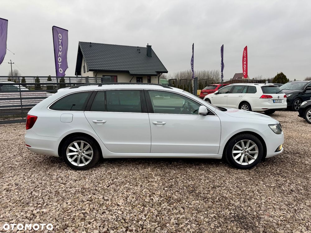 Skoda Superb 1.6 TDI GreenLine - 10