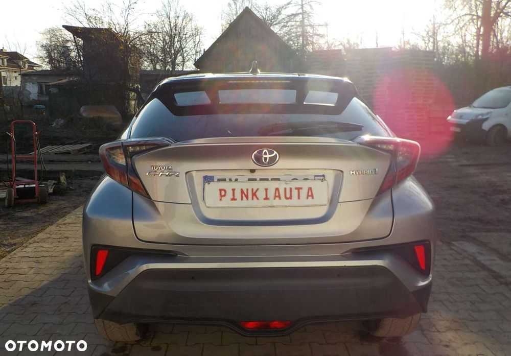 Toyota C-HR - 14