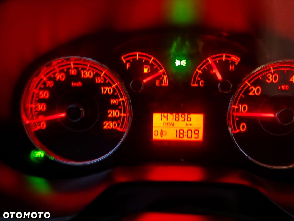Fiat Punto 1.2 8V - 24