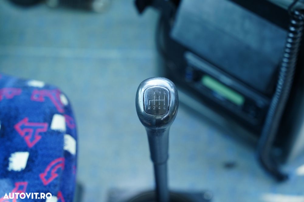 Mercedes-Benz / INTOURO E / 12 METRI / MANUAL / AER CONDIȚIONAT / IMPORTAT / - 26