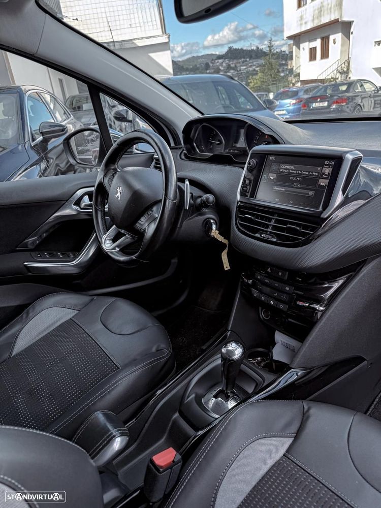 Peugeot 2008 1.6 e-HDi Allure 2-Tronic - 7