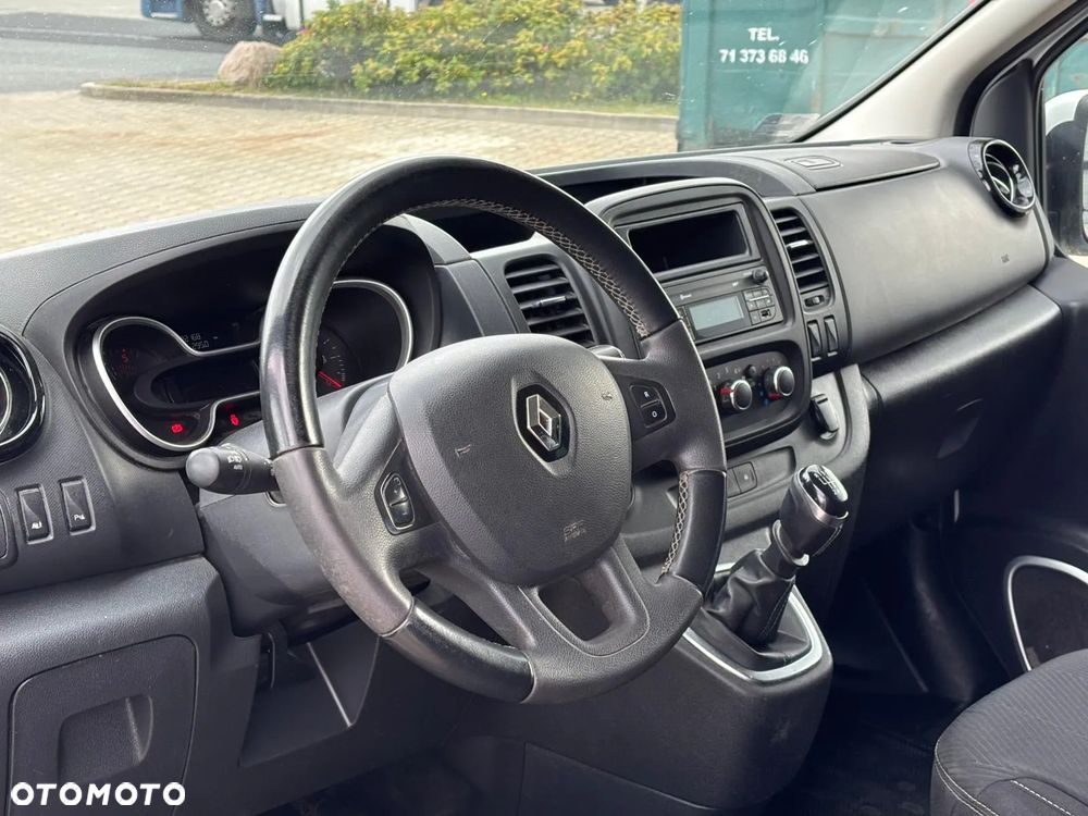 Renault Trafic Grand SpaceClass 2.0 dCi - 4