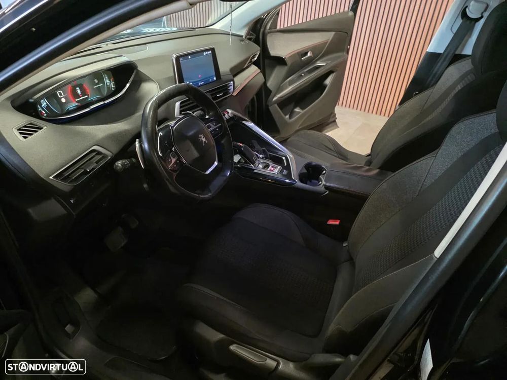 Peugeot 5008 BlueHDI 120 EAT6 Active - 33