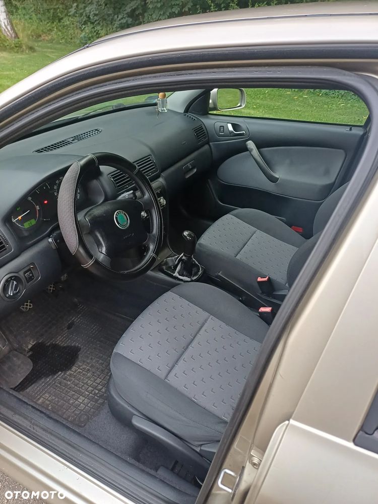 Skoda Octavia 1.9 TDI Tour - 5