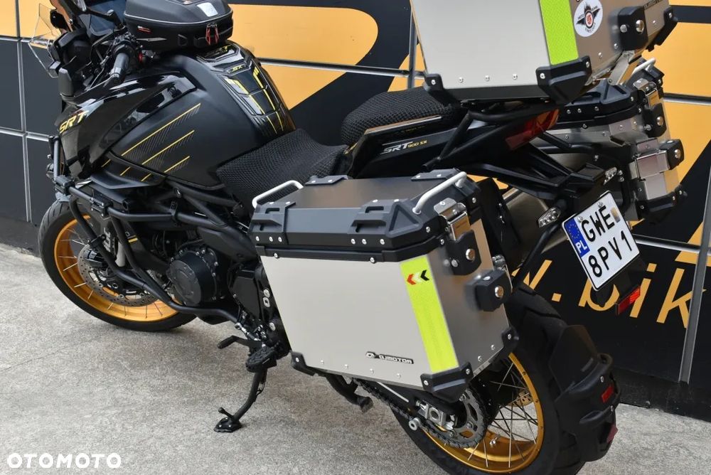 QJMOTOR SRT900SX - 15