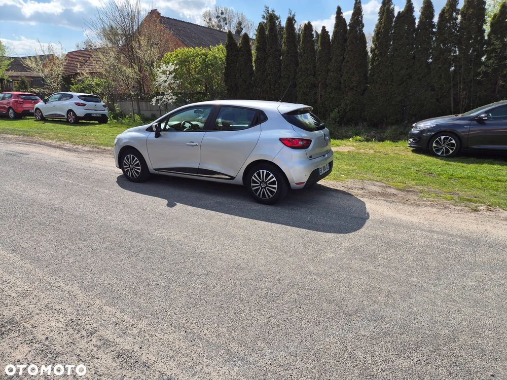 Renault Clio 1.5 dCi 75 Expression - 17
