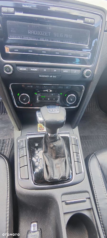 Skoda Superb 2.0 TDI DSG Ambition - 3