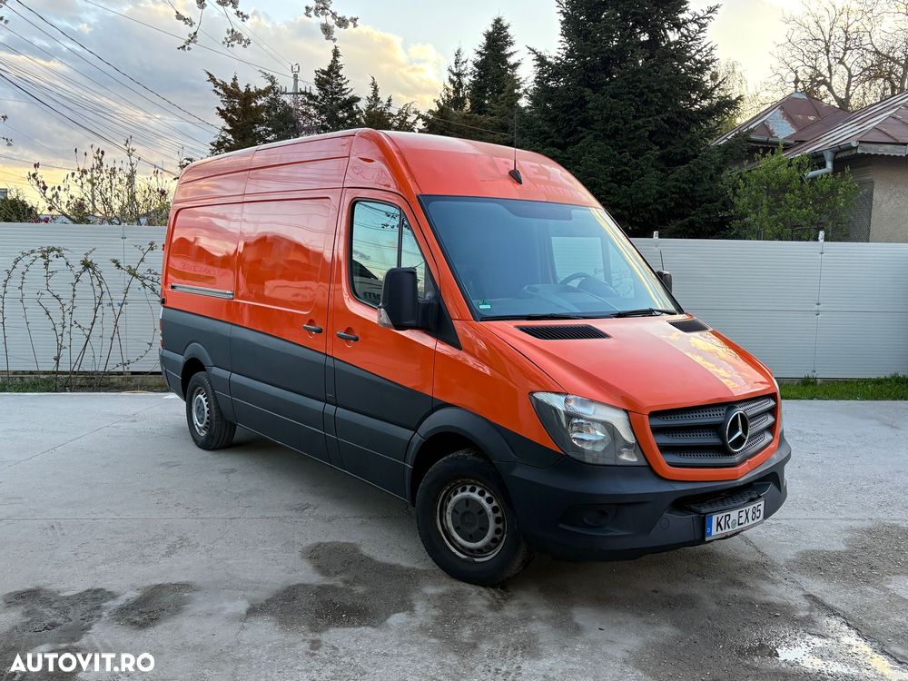 Mercedes-Benz Sprinter - 1