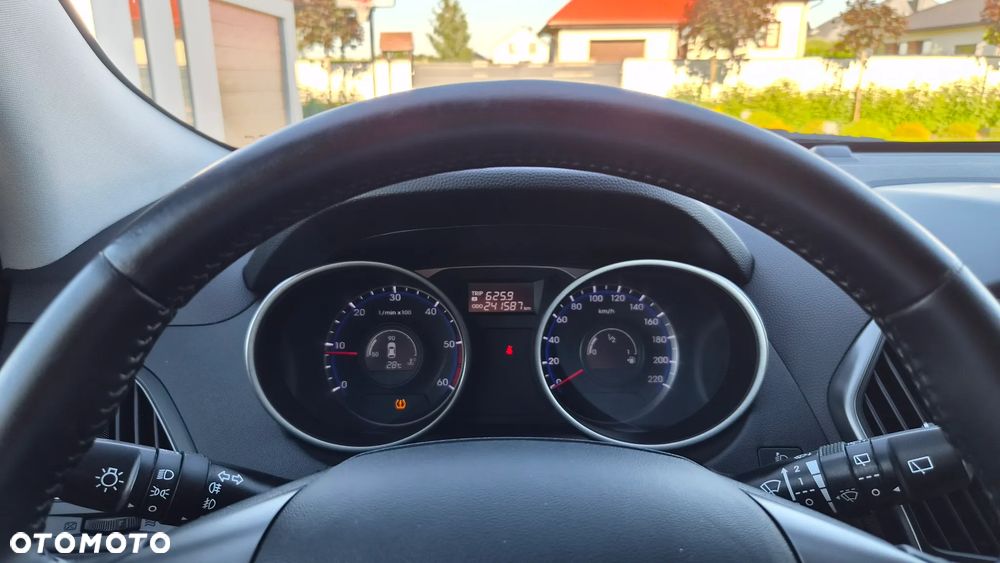 Hyundai ix35 1.7 CRDi Comfort 2WD - 21