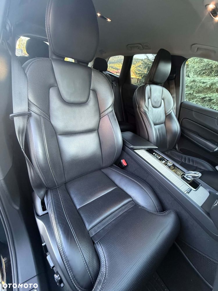 Volvo XC 60 B4 D AWD Inscription - 12