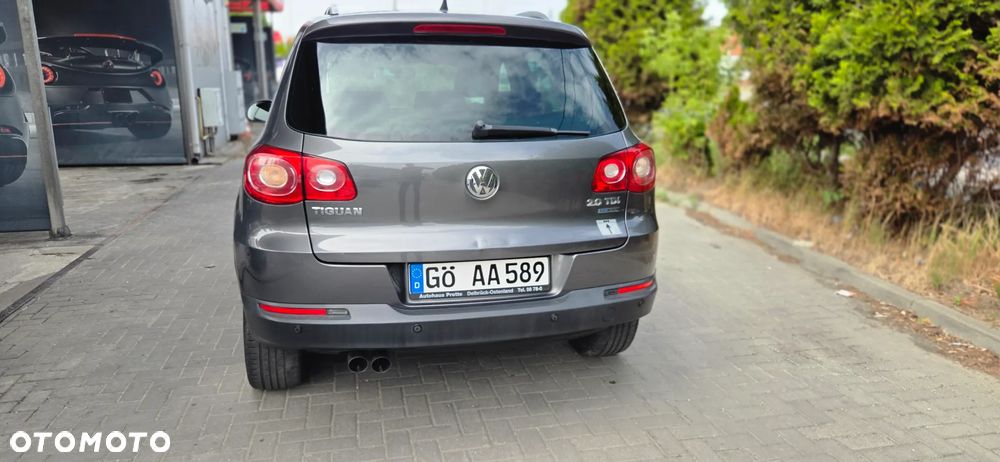 Volkswagen Tiguan 2.0 TDI DPF BlueMotion Technology Exclusive - 11