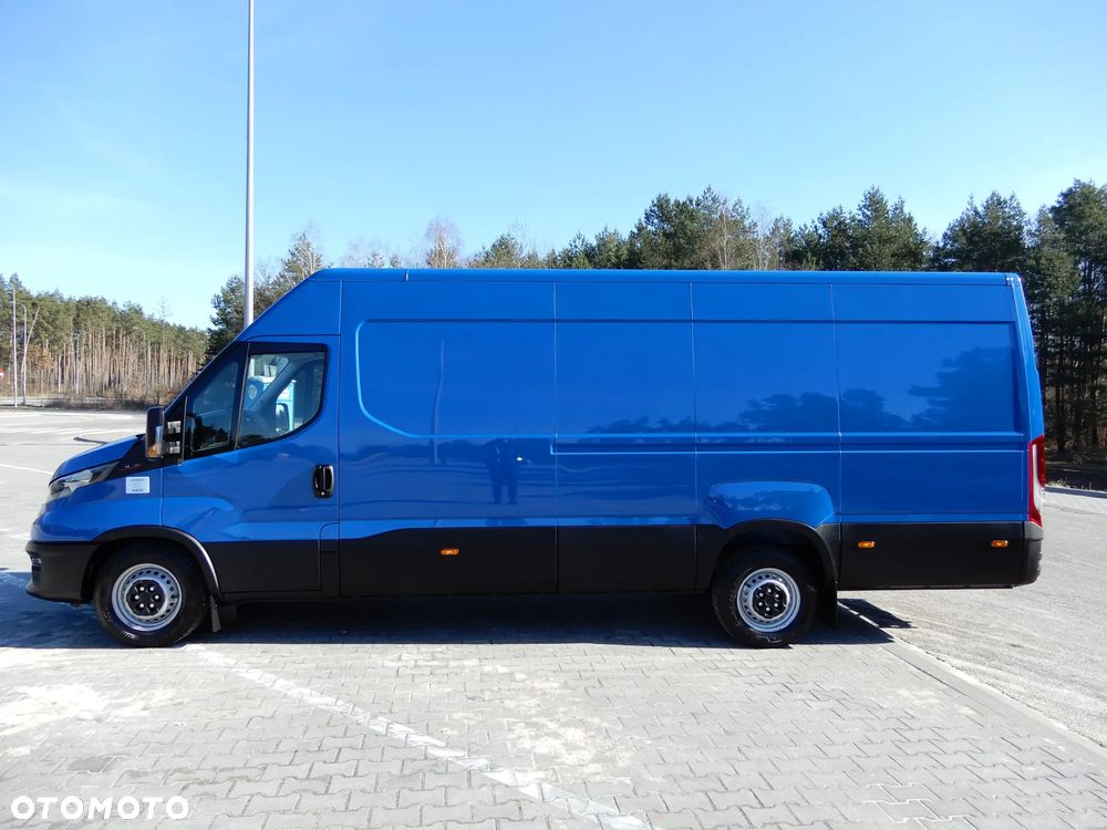 Iveco Daily 35S18 3.0 HPI 180 KM POWER Furgon Blaszak XXL 4.70 CM MAXI LONG Wysokość H2 1900 mm WZMACNIANE ZAWIESZENIE 968 Kg Ładowność HAK 3500 Kg Rozstaw Osi 4100 mm DMC 3500 Kg, WZMACNIANY Stan NOWY NIE UŻYWANY OKAZJA DOSTEPNY I GOTOWY - 6