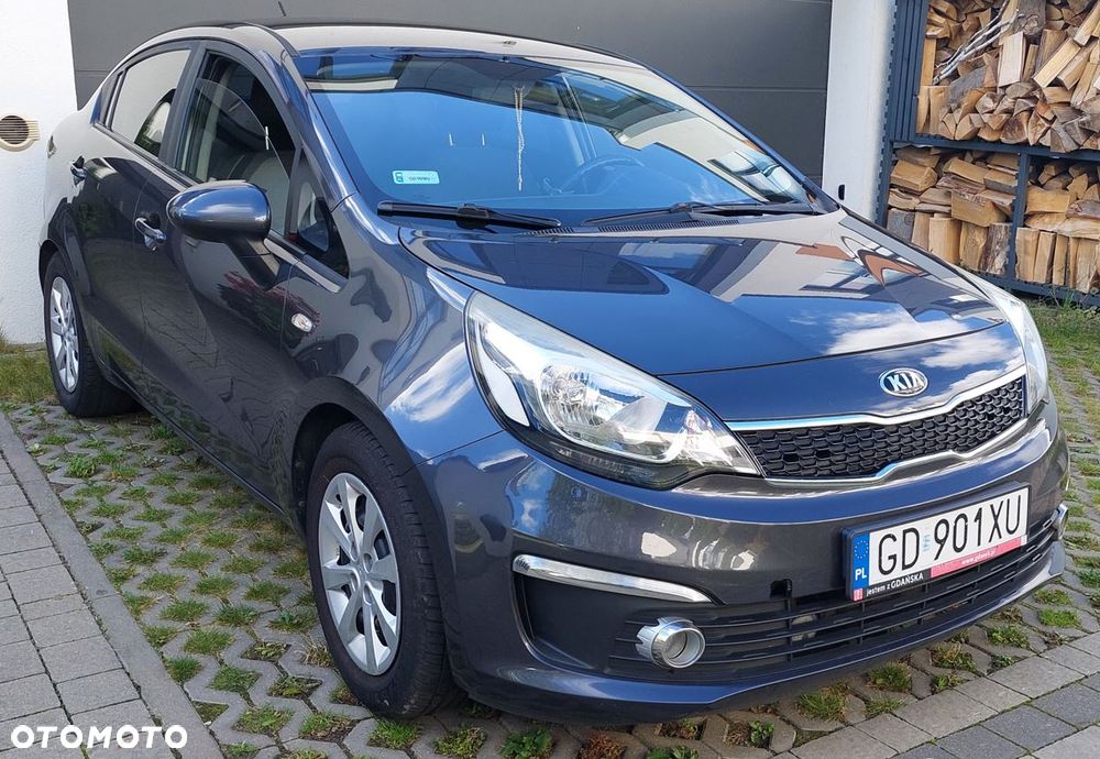 Kia Rio - 21