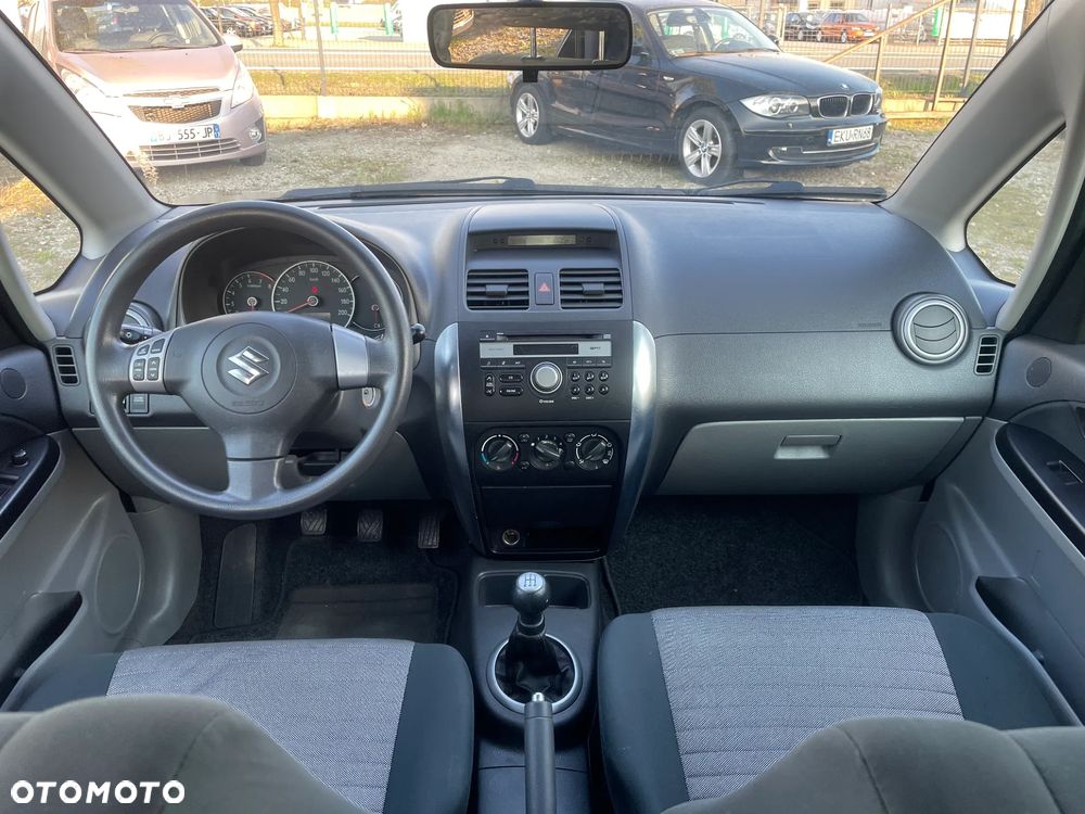 Suzuki SX4 1.6 VVT 4x2 Comfort - 15
