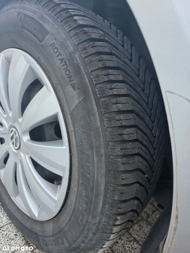 Volkswagen Passat 1.9 TDI Comfortline - 6