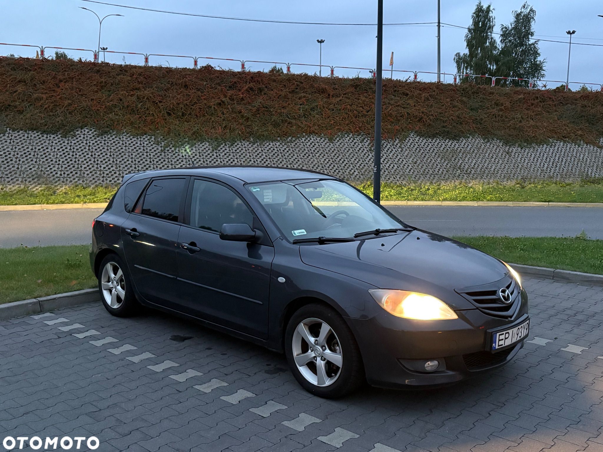 Mazda 3 - 1