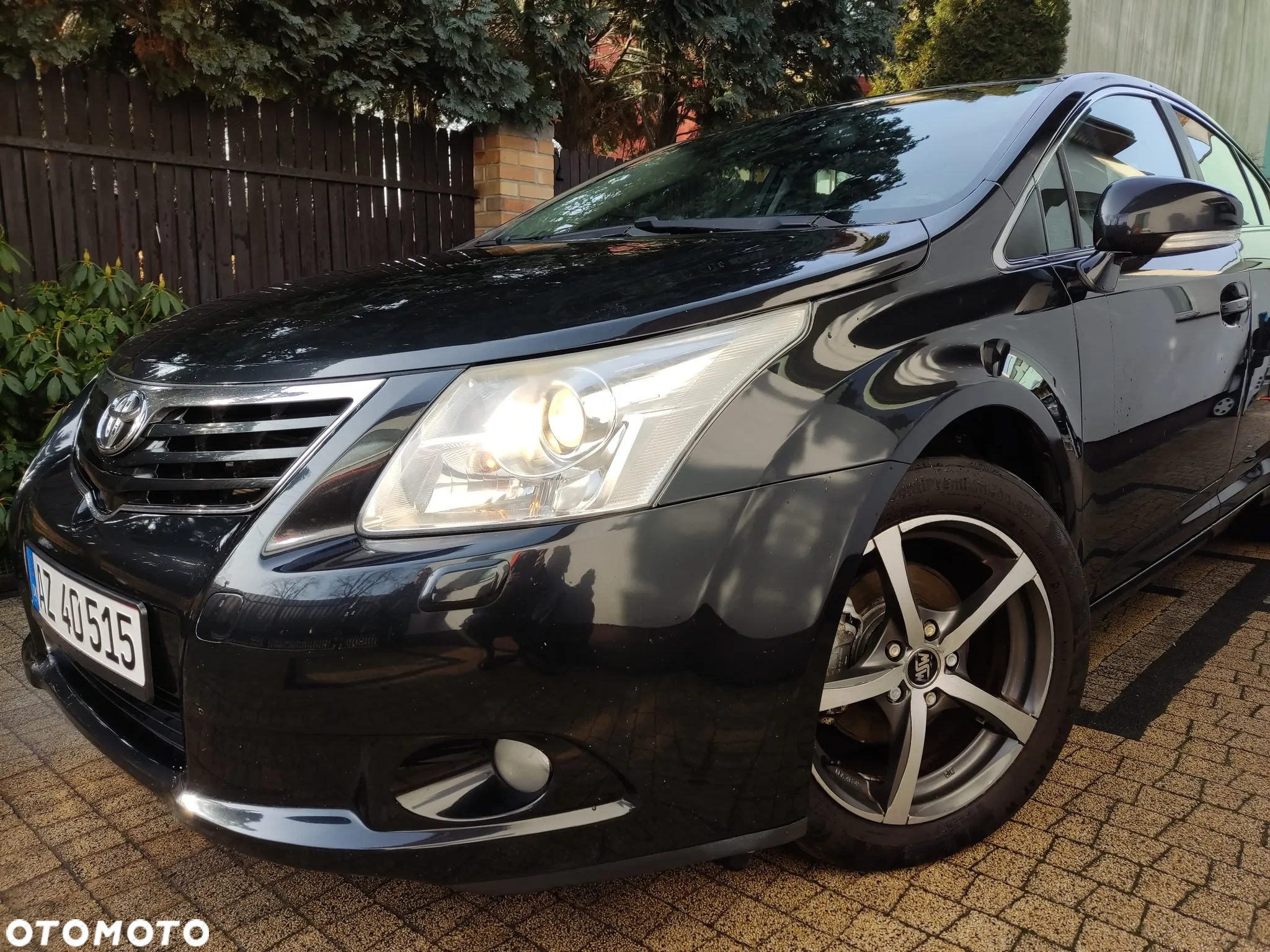 Toyota Avensis - 14