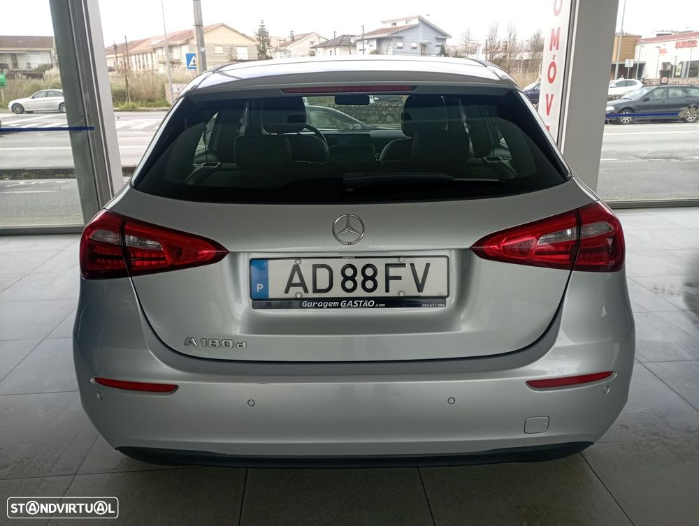 Mercedes-Benz A 180 d Progressive Aut. - 6