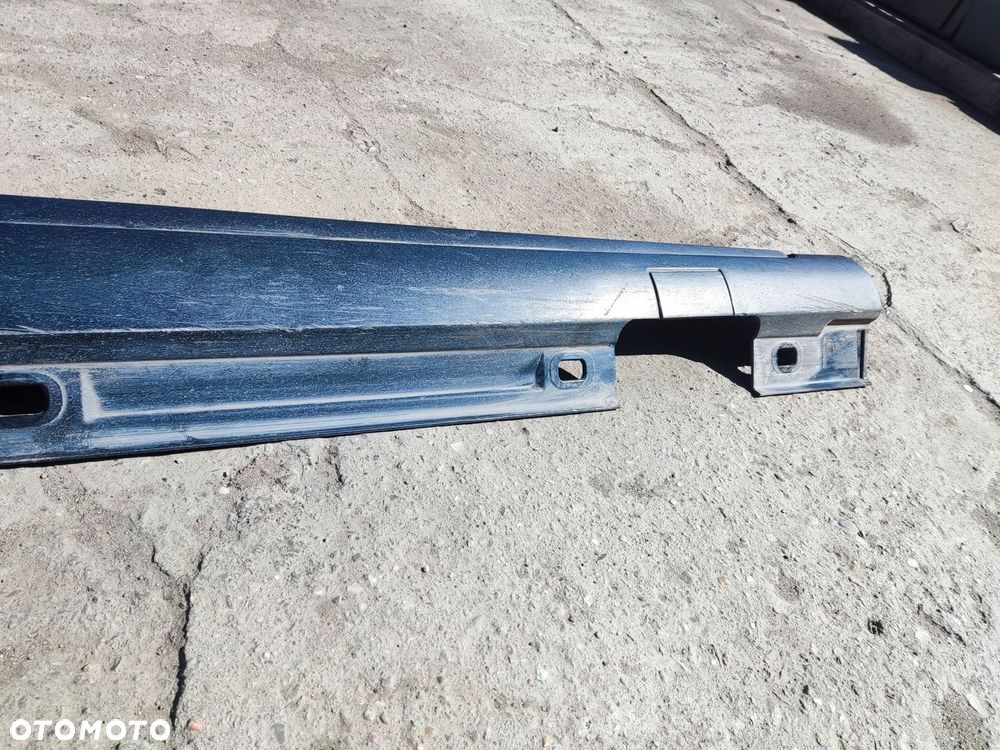 MERCEDES A KLASA W176 LISTWA PROGOWA PRAWA AMG 191 - 11