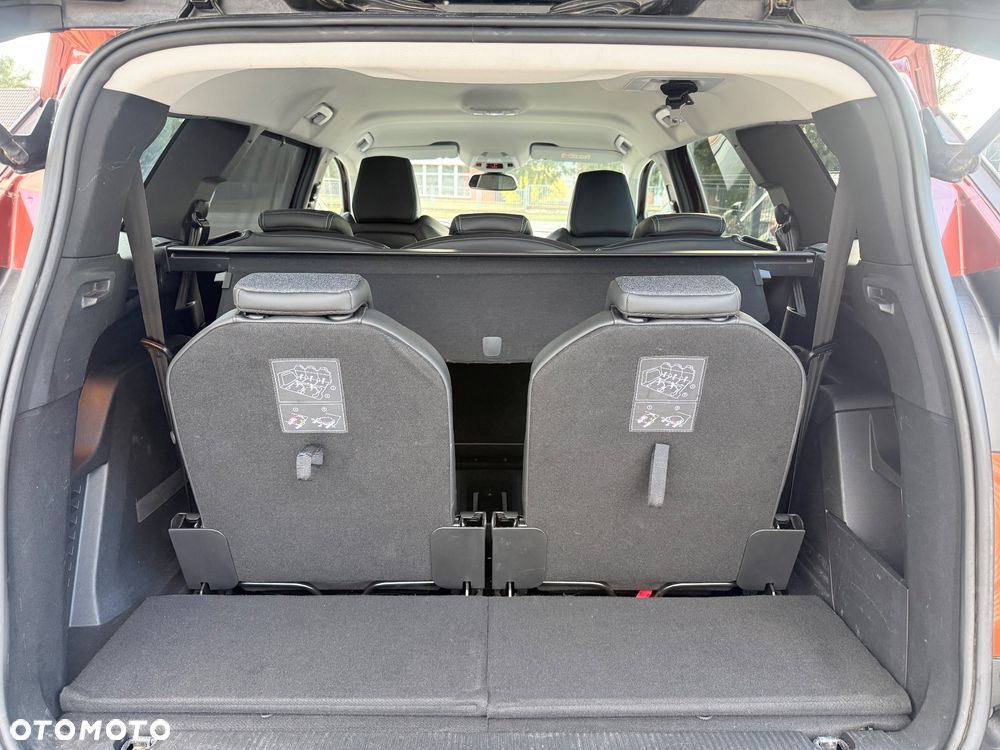Peugeot 5008 BlueHDi 130 EAT8 Allure - 24
