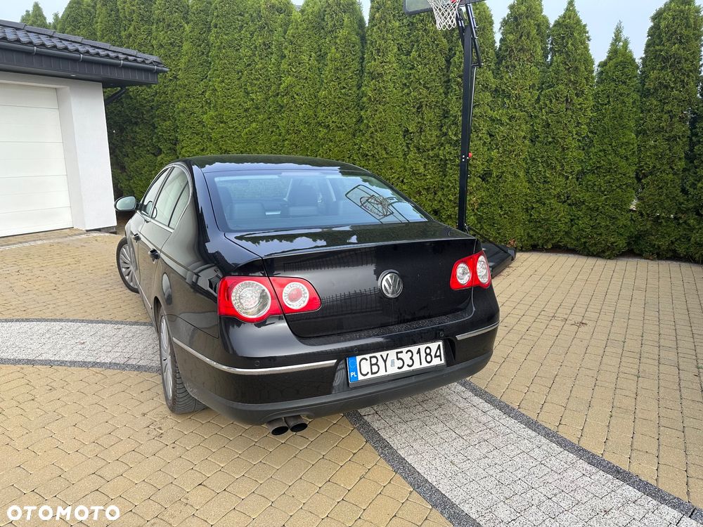 Volkswagen Passat 2.0 TDI DPF Highline DSG - 2