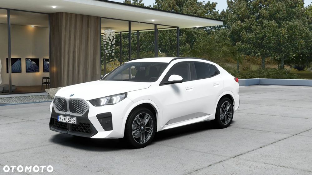 BMW iX2 eDrive20 - 7