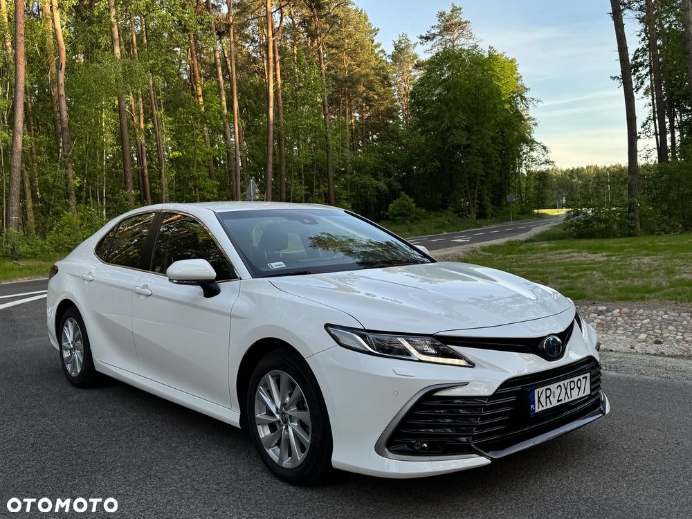 Toyota Camry 2.5 Hybrid Comfort CVT - 6