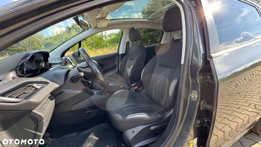 Peugeot 208 1.6 BlueHDi Active S&S - 15