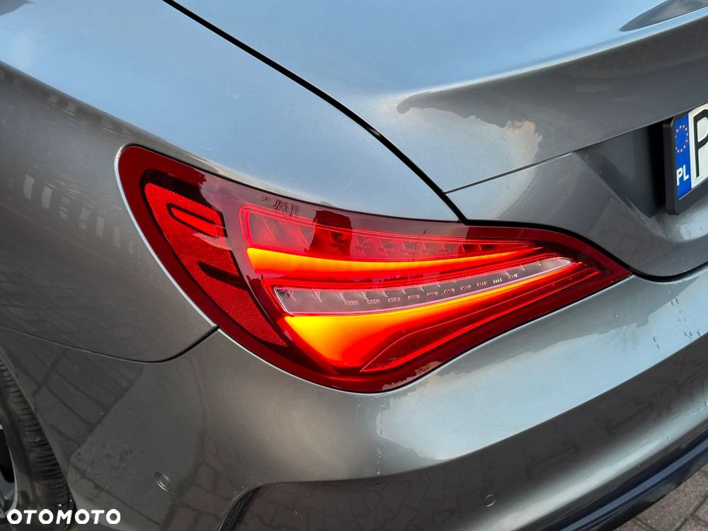 Mercedes-Benz CLA 220 d 7G-DCT AMG Line - 15