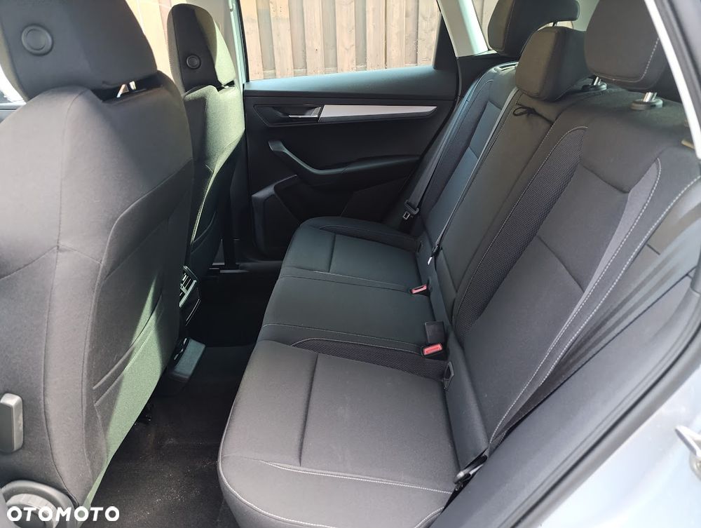 Skoda Karoq 1.5 TSI ACT Selection DSG - 13