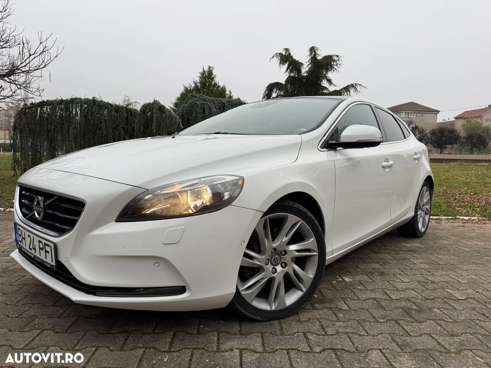 Volvo V40 D3 Momentum - 2