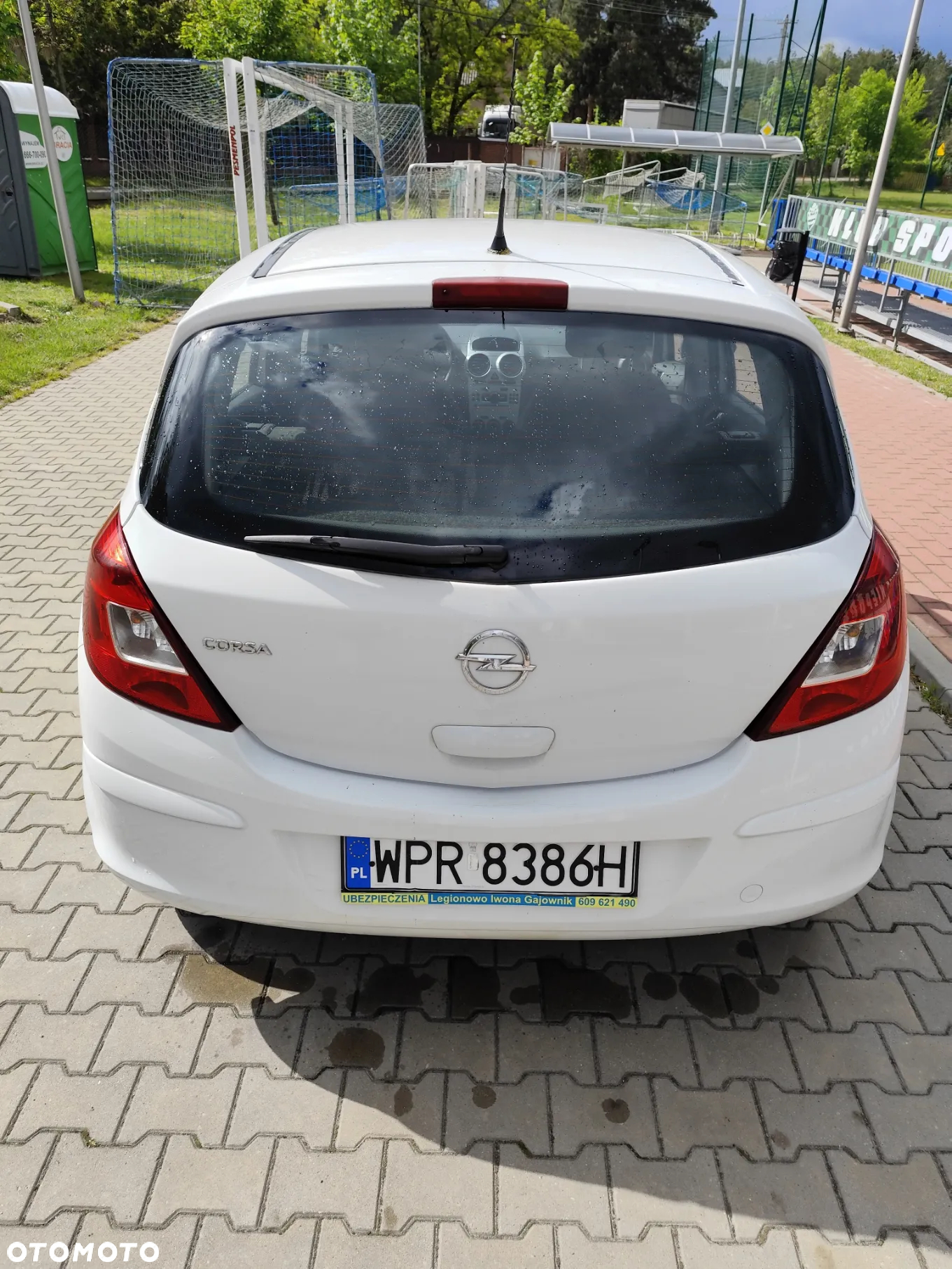 Opel Corsa 1.2 16V Enjoy - 8