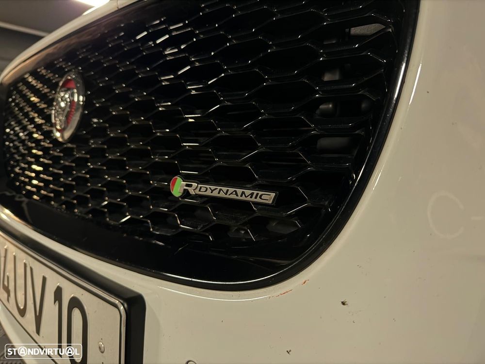 Jaguar E-Pace 2.0 i4D R-Dynamic S - 7