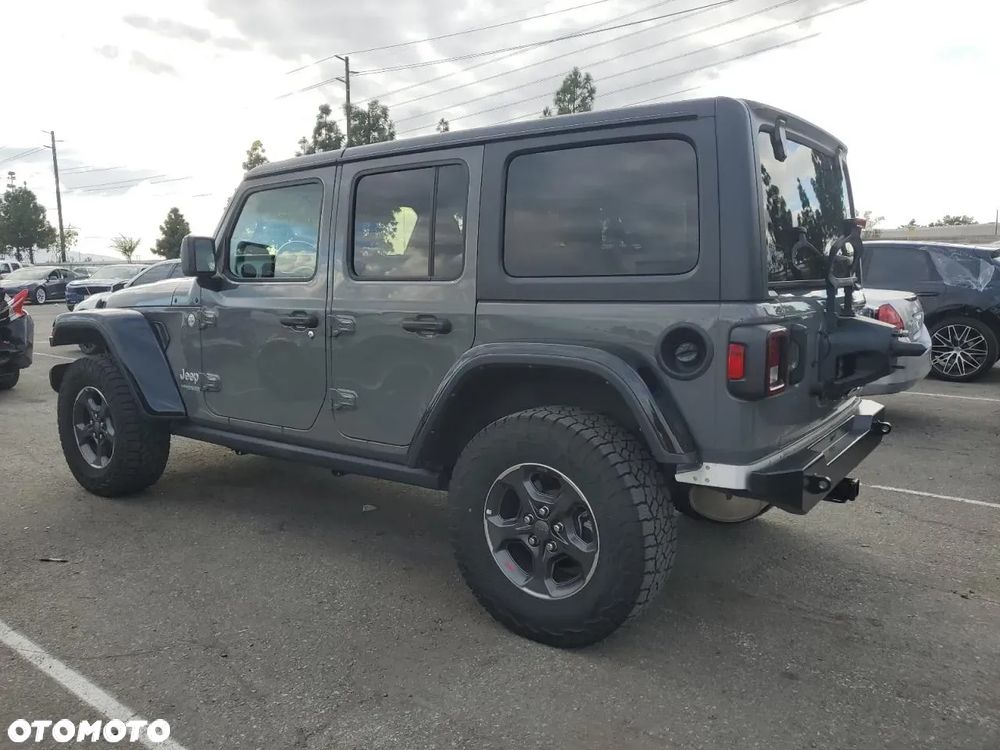 Jeep Wrangler - 3