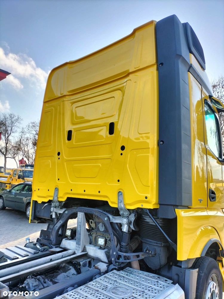 Mercedes-Benz Actros 2542 - 8