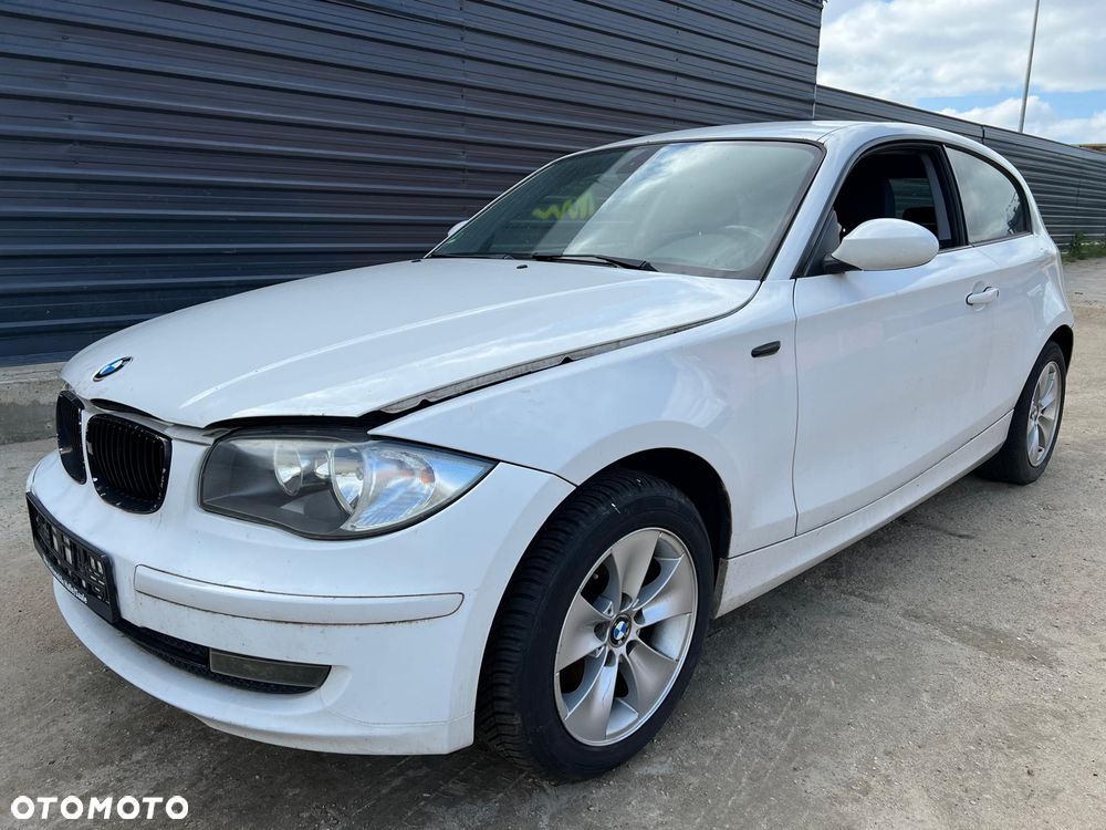 BMW 1 E87 E81 (Alpinweiss 300) części Maska zderzak błotnik lampa deska klapa drzwi - 1