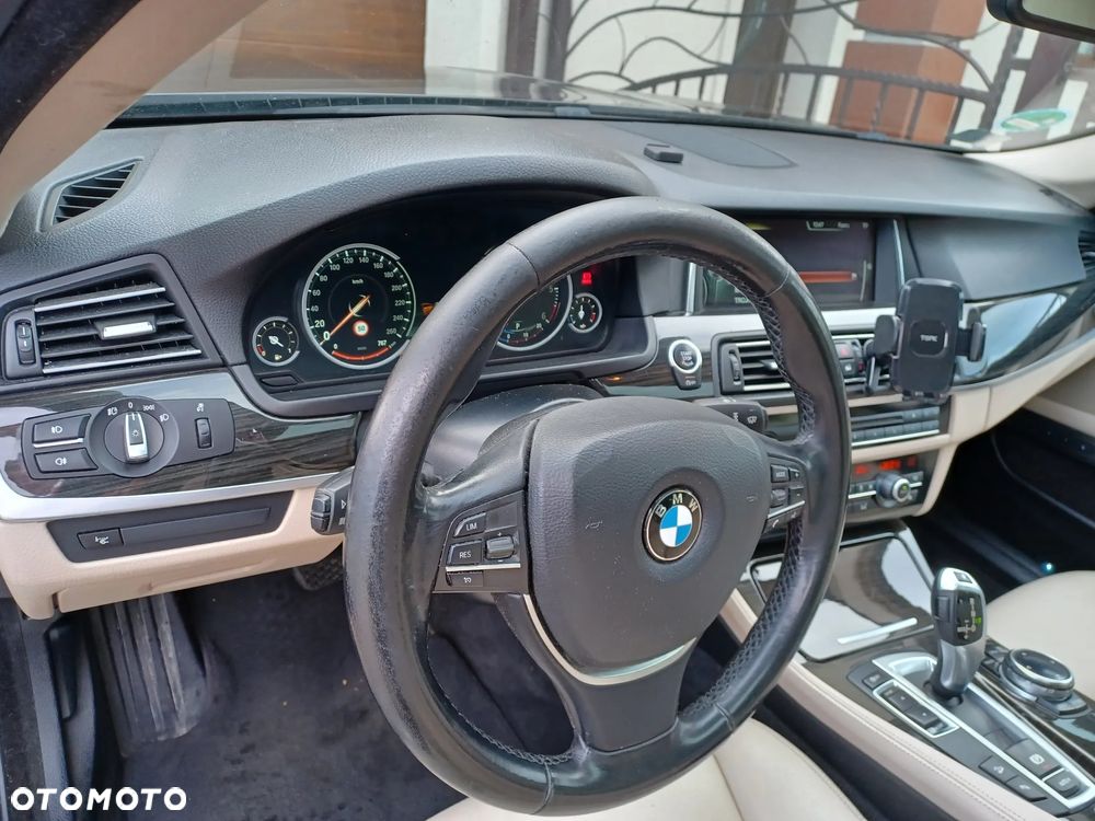 BMW Seria 5 535d Touring - 9