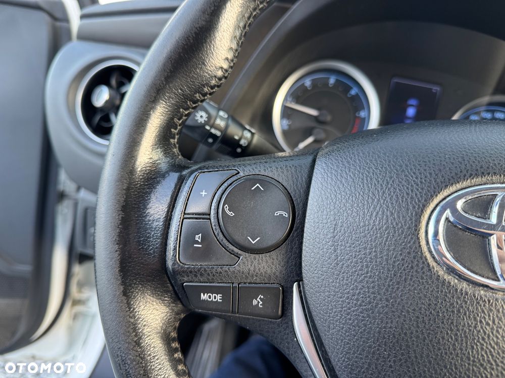 Toyota Corolla 1.4 D-4D Comfort - 27