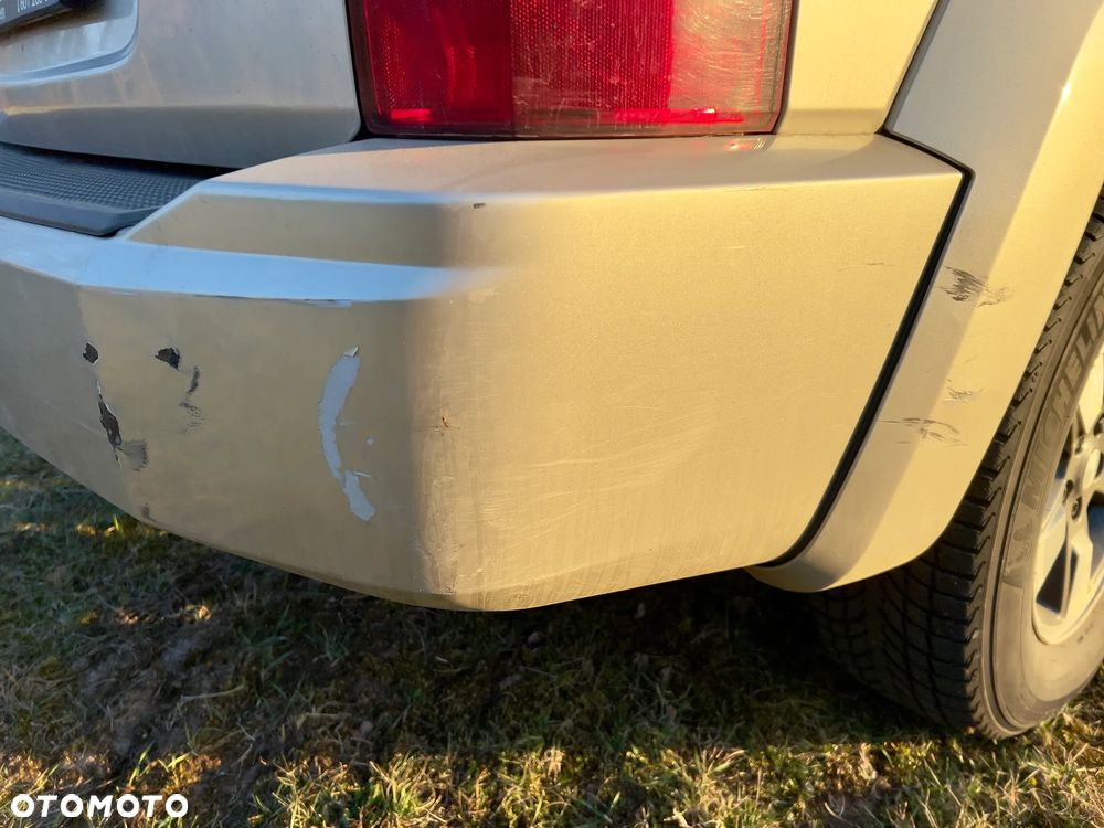Jeep Liberty 3.7 4x4 - 14
