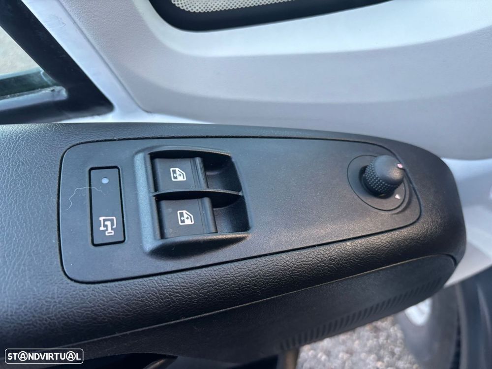 Citroën Jumper 2.2 BlueHDi 35 L4H2 Club - 18