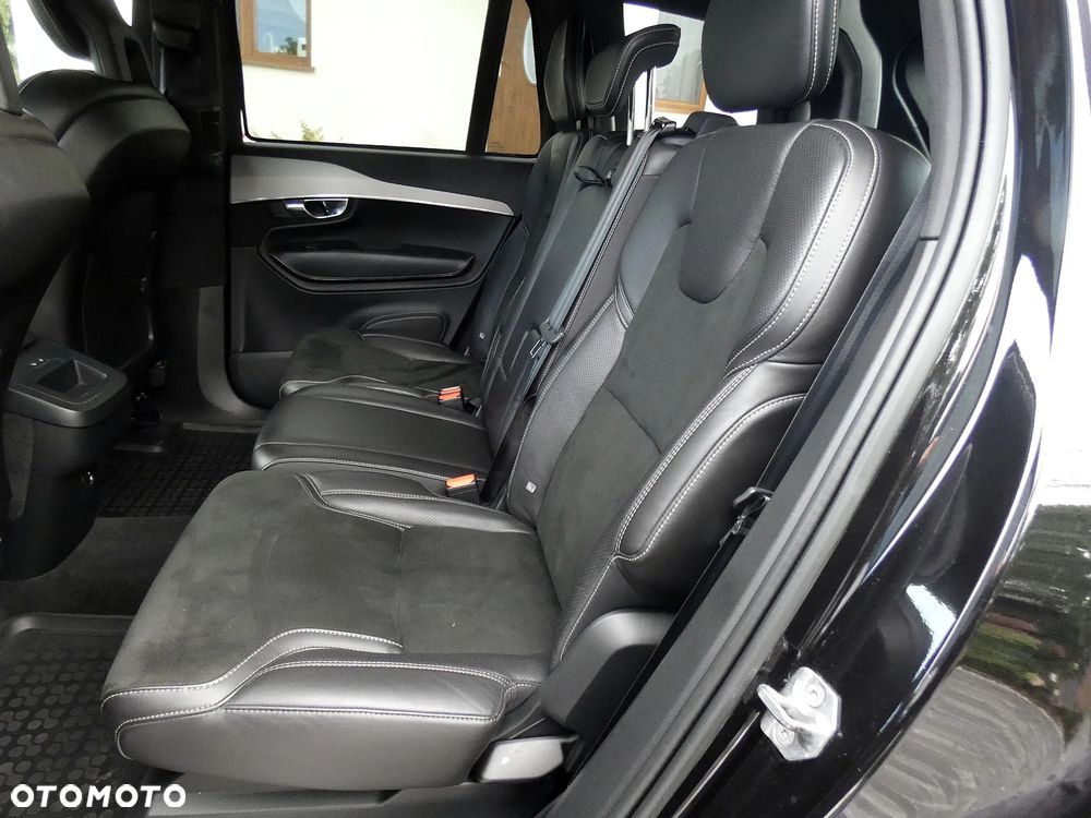 Volvo XC 90 D5 SCR AWD R-Design - 18
