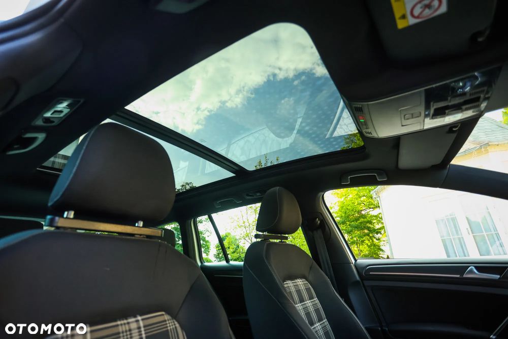 Volkswagen Golf GTD 2.0 TDI SCR DSG - 28