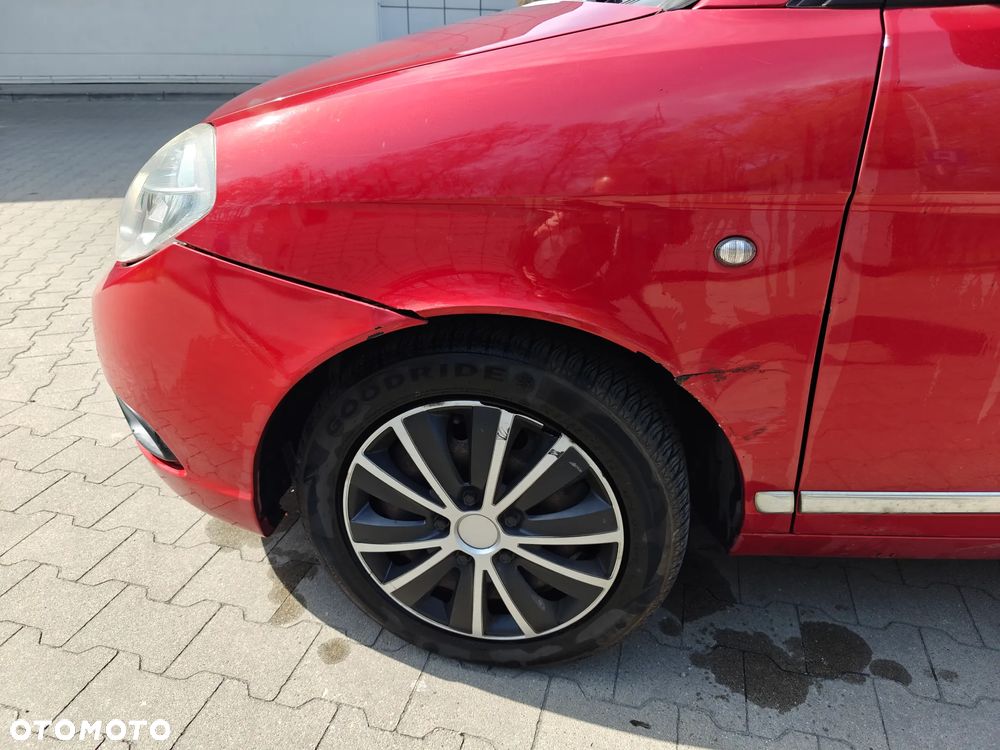 Lancia Ypsilon 1.4 16V Class - 13