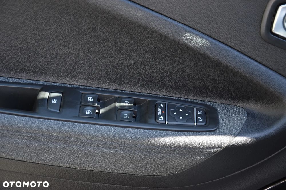 Renault Zoe - 23