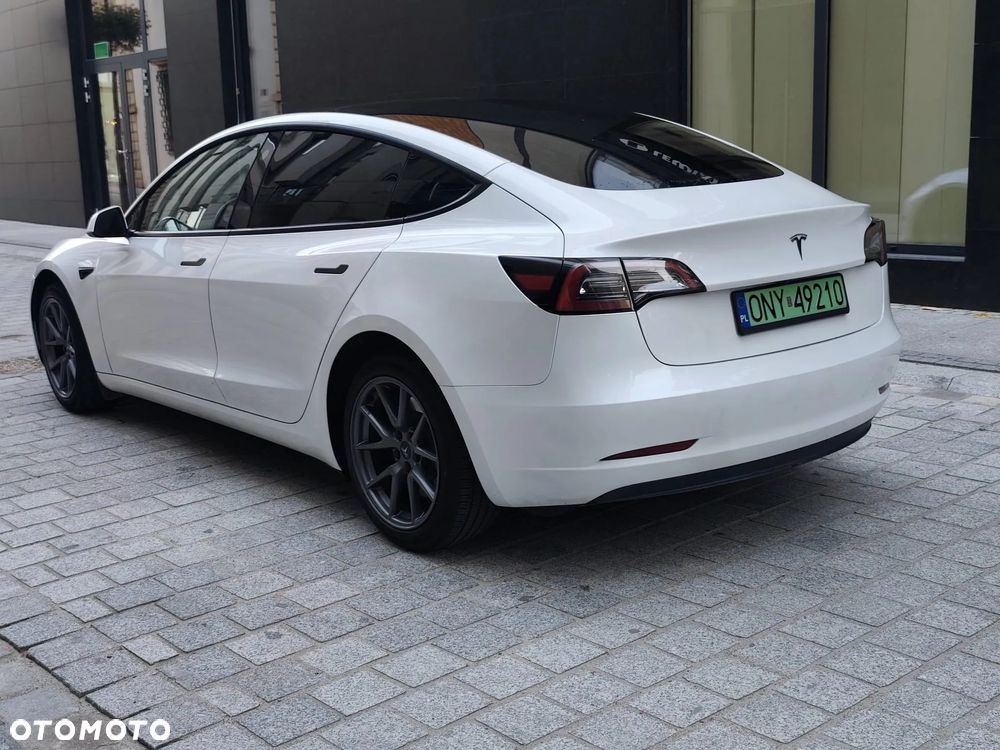 Tesla Model 3 RWD - 5