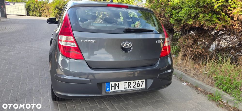 Hyundai i30 1.4 Base EU5 - 14