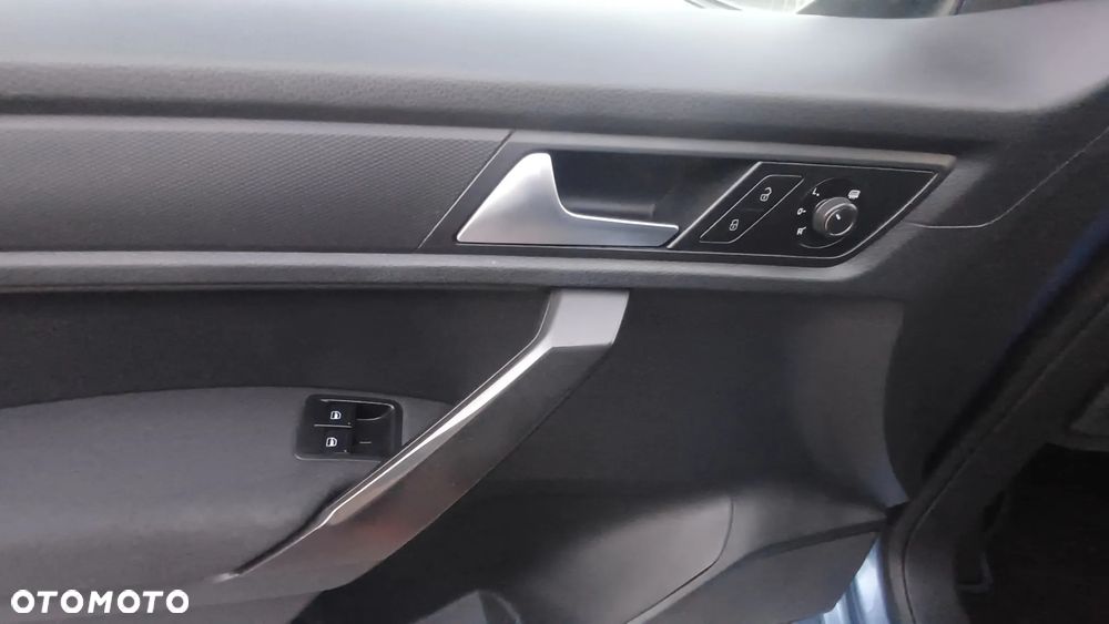 Volkswagen Caddy 1.4 TSI Comfortline DSG - 24