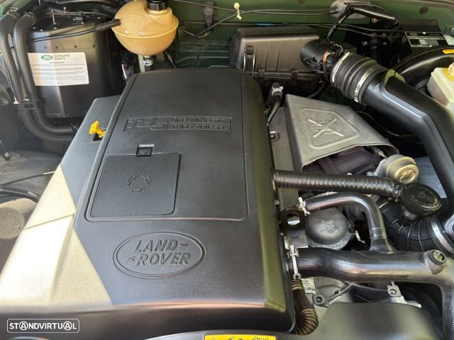 Land Rover Defender 90 2.5 TD5 Metal Top - 57
