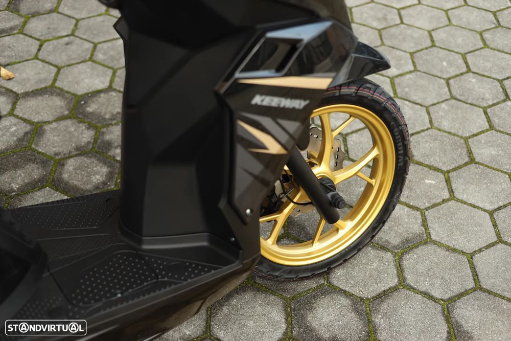 Keeway Vieste 125 ICON 125 S - 11