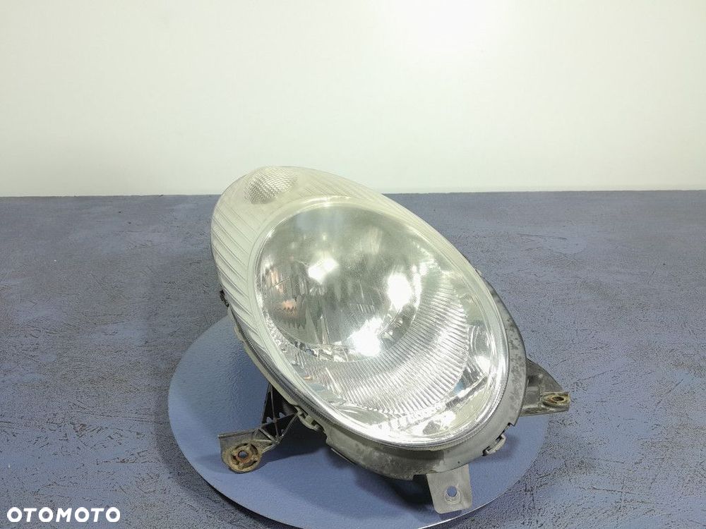 NISSAN MICRA K12 REFLEKTOR LAMPA PRZÓD PRAWY EU 26010BC50B - 1
